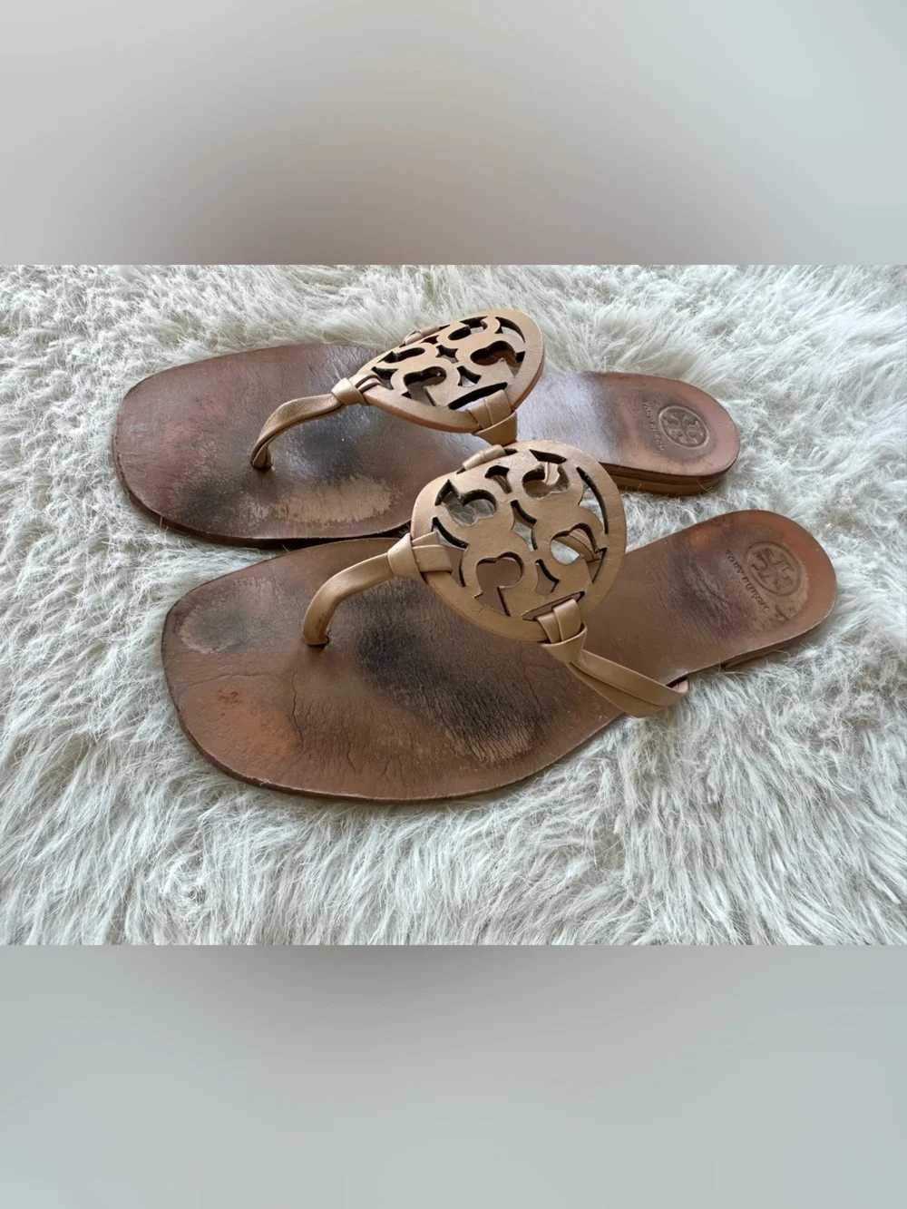 Tory Burch miller Tan Leather Logo Thong Sandals with Cutout Medallion Nude 8.5 - Picture 6 of 14